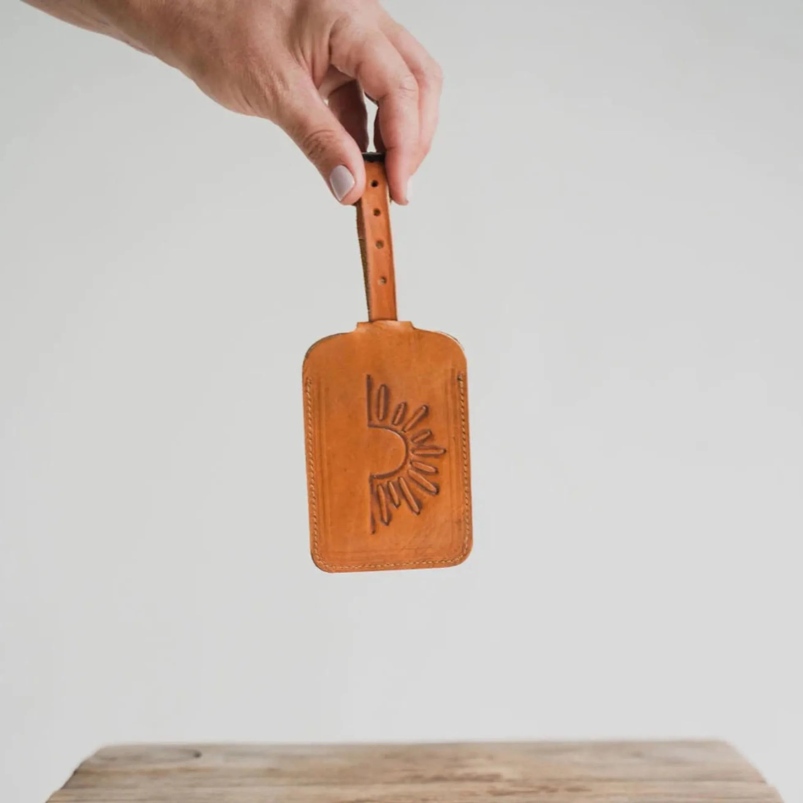Rising Sun Travel Tag - Vintage Tan